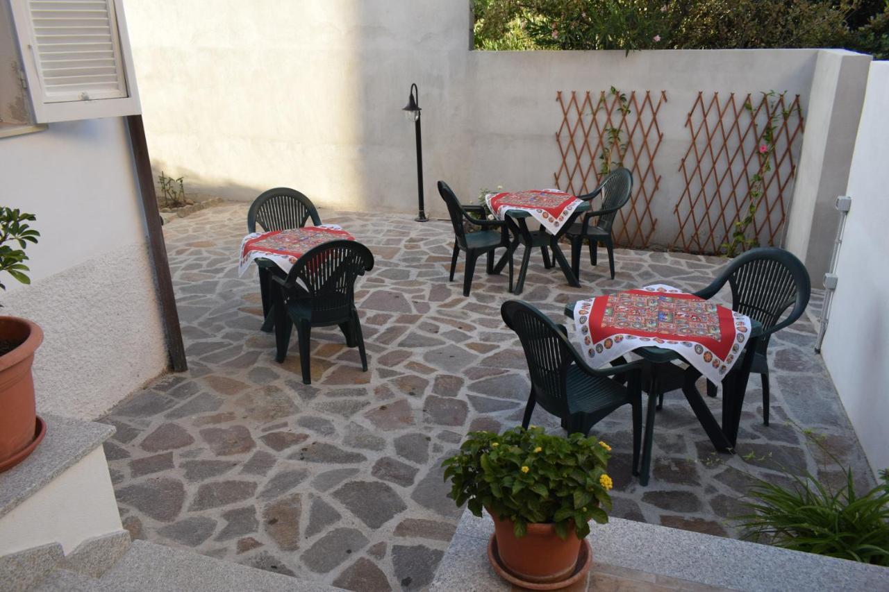 A Casa Di Zia Bed & Breakfast Oschiri Eksteriør bilde