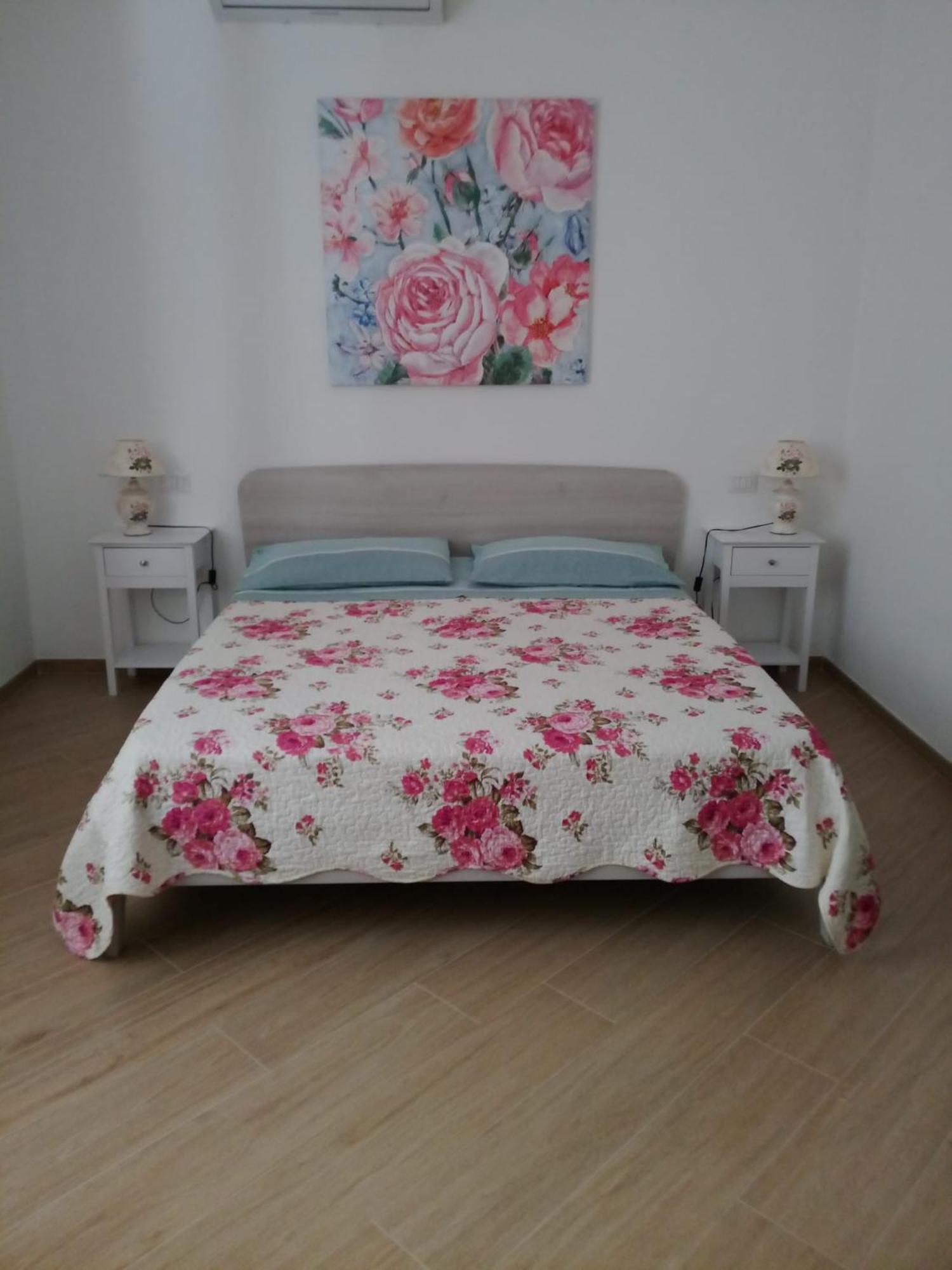 A Casa Di Zia Bed & Breakfast Oschiri Eksteriør bilde