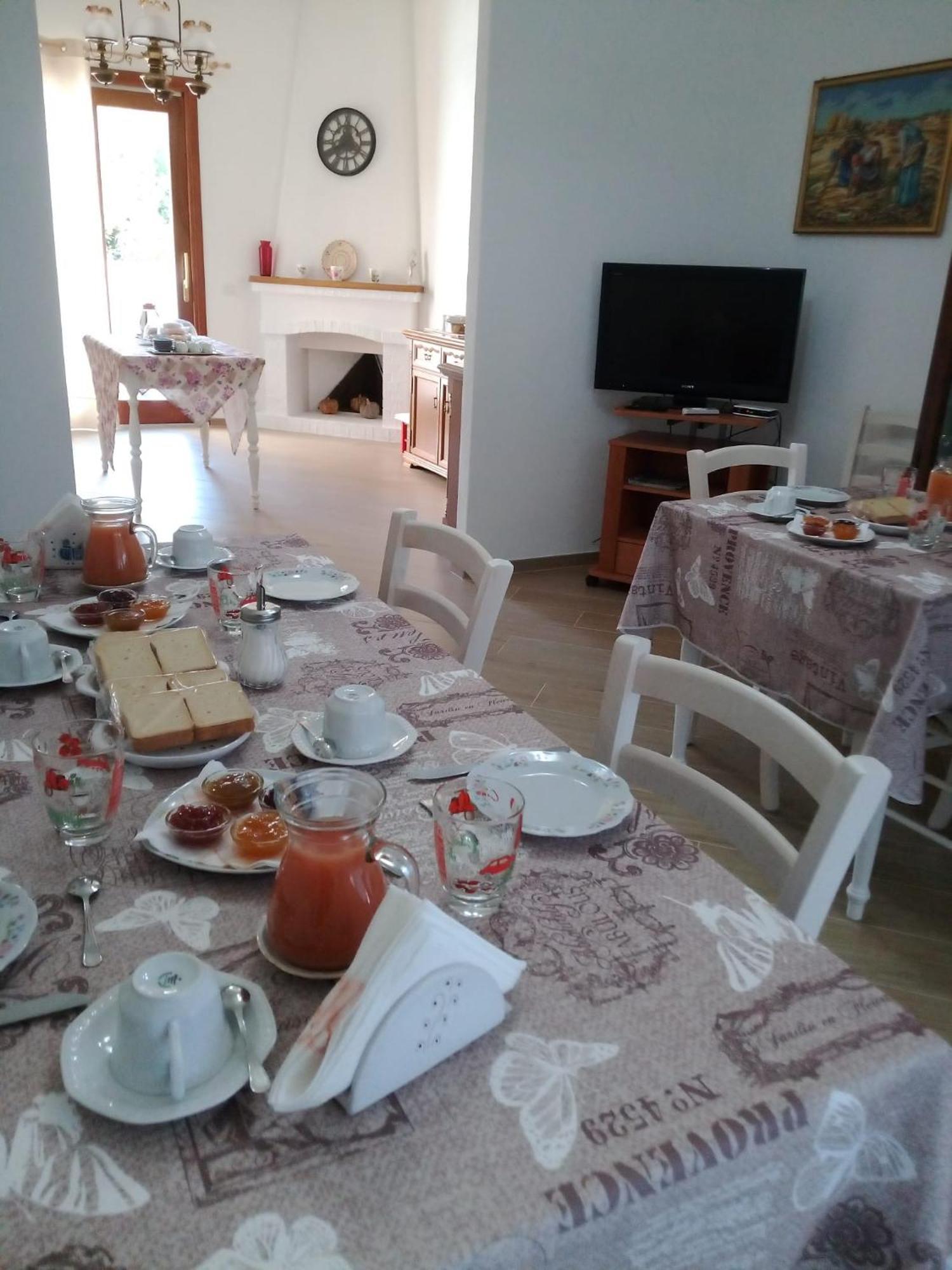A Casa Di Zia Bed & Breakfast Oschiri Eksteriør bilde